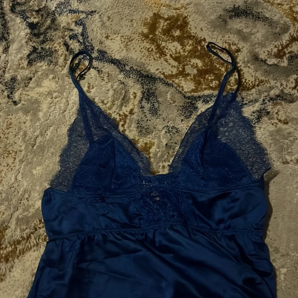 Victoria’s Secret Teal Lace Babydoll - Picture 3 of 6